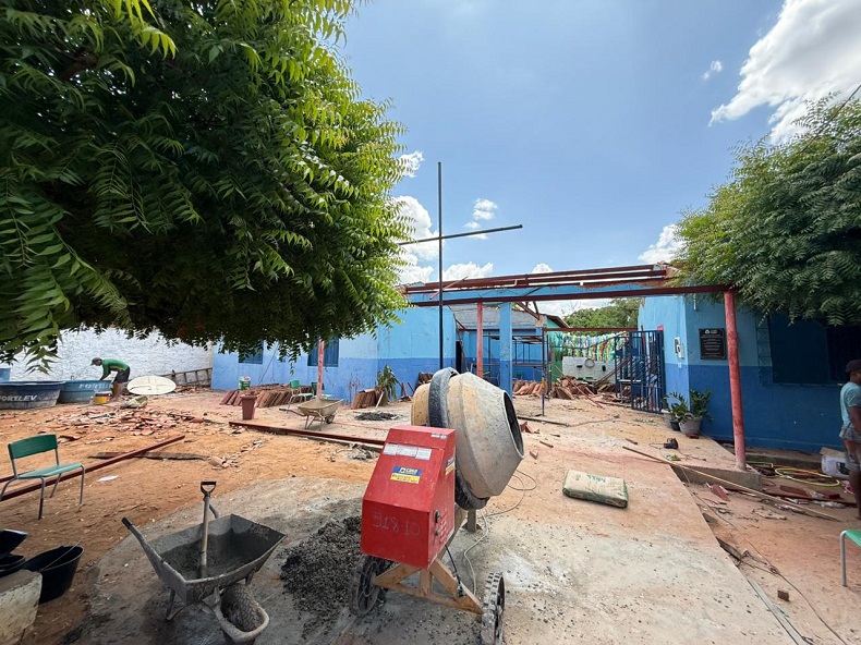 {{ $post->ma_foto }}