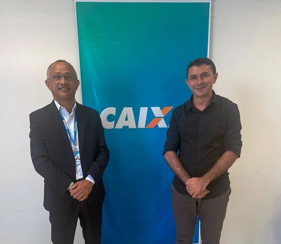 {{ $post->ma_foto }}