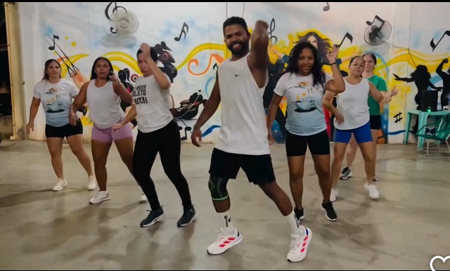 {{ $post->ma_foto }}