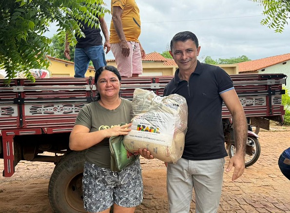 {{ $post->ma_foto }}