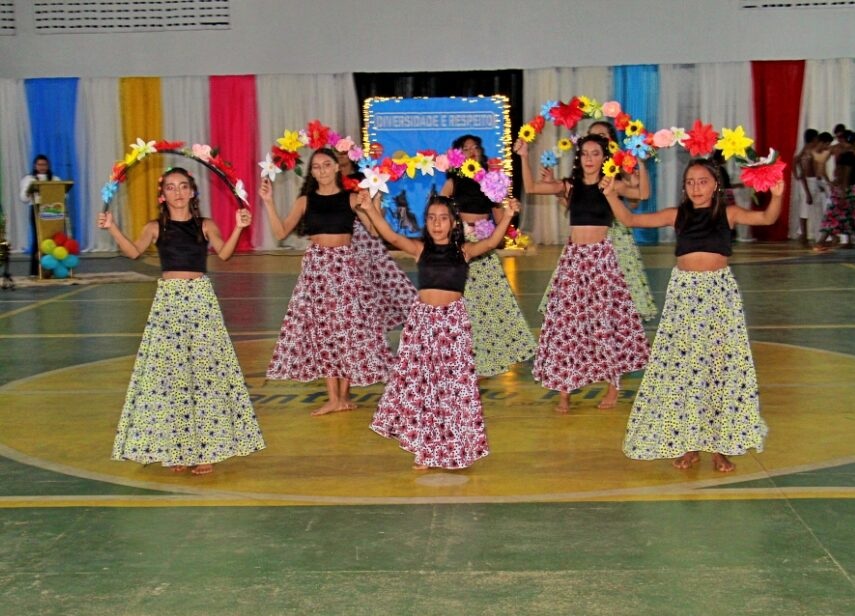 {{ $post->ma_foto }}