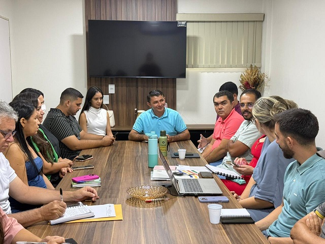 {{ $post->ma_foto }}