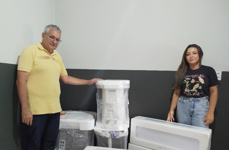 {{ $post->ma_foto }}