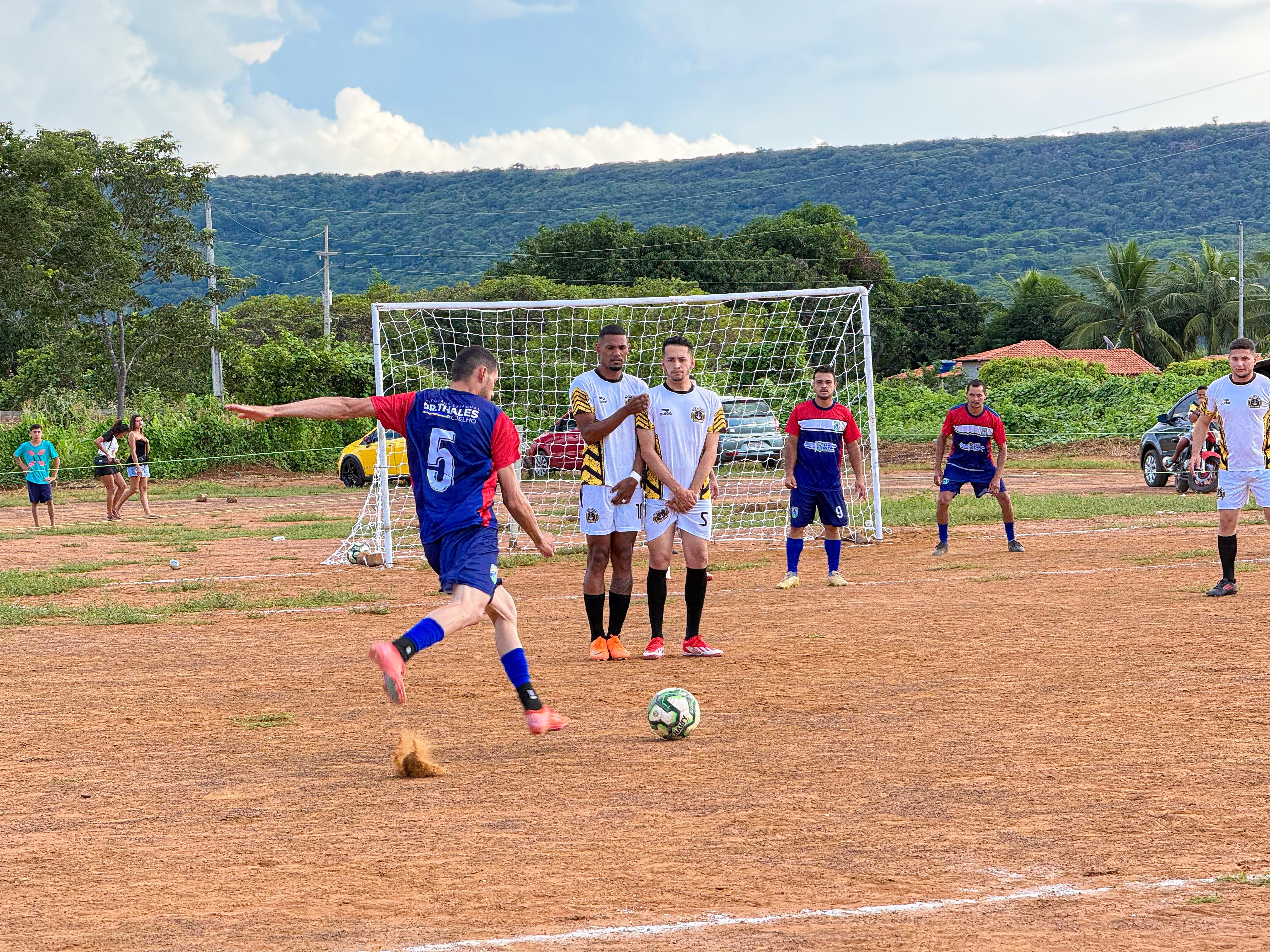 {{ $post->ma_foto }}