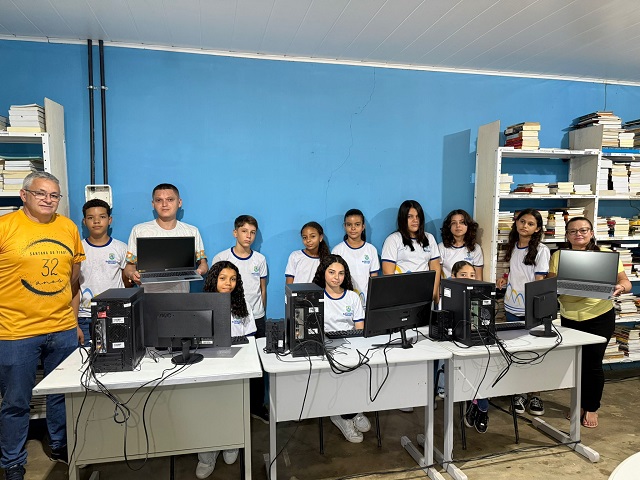 {{ $post->ma_foto }}